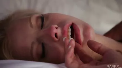 Ebony chick fucking med dansk amatør sexfilm anstændigt udseende