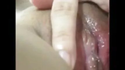 Cutie mature amatør sex selv tog pik i munden efter en frygtelig fitness træning